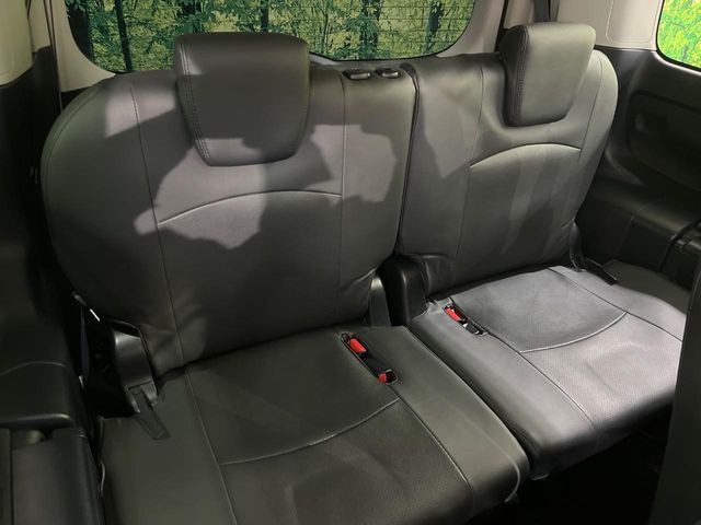 TOYOTA VOXY 2015 Image 31