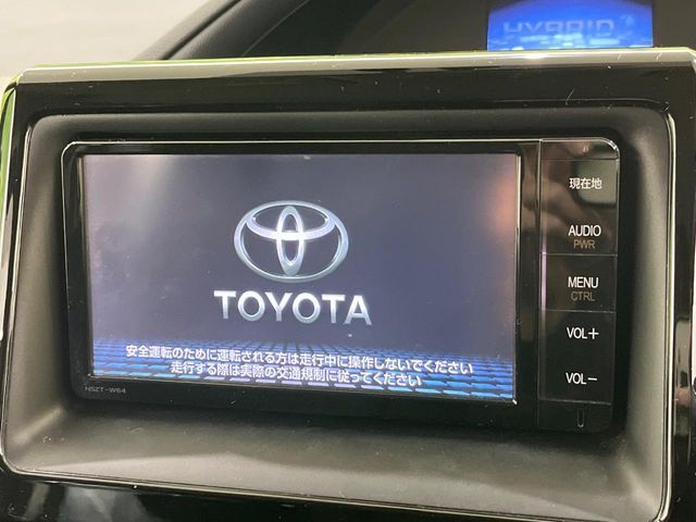 TOYOTA VOXY HYBRID 2014 Image 31