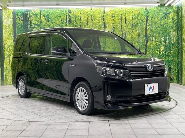 TOYOTA VOXY HYBRID 2014 Image 31