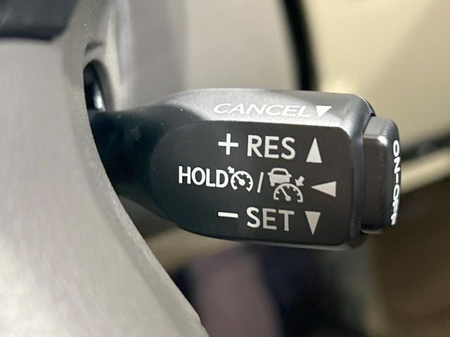 TOYOTA LANDCRUISER PRADO 2023 Image 31