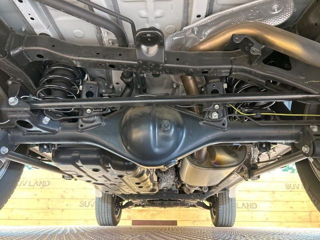 TOYOTA LANDCRUISER PRADO 2023 Image 31