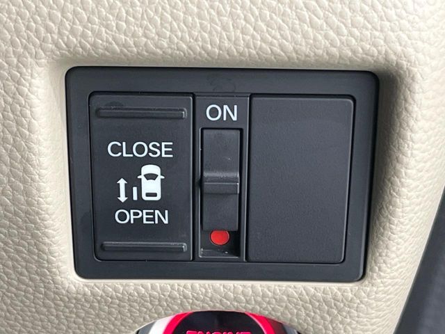 HONDA N BOX 2020 Image 31