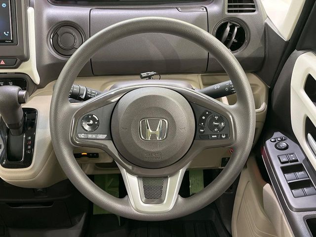 HONDA N BOX 2020 Image 31