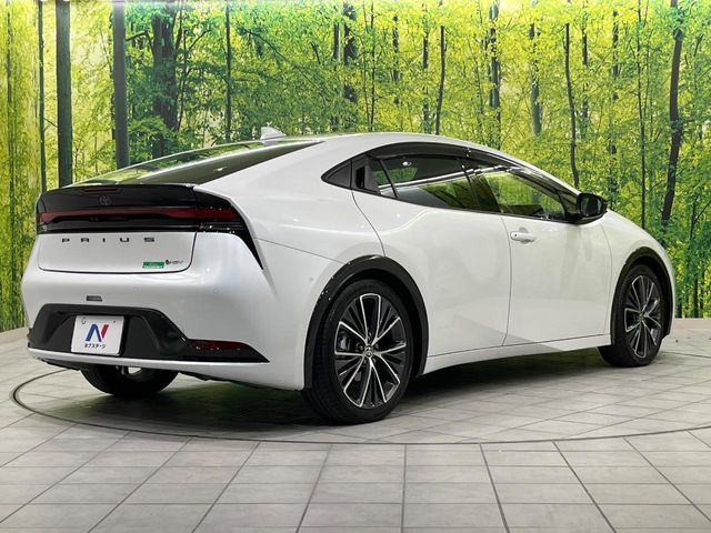 TOYOTA PRIUS 4WD 2023 Image 31