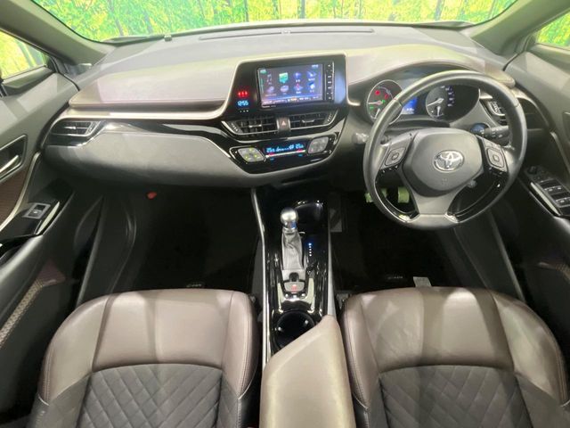 TOYOTA C-HR 2017 Image 31