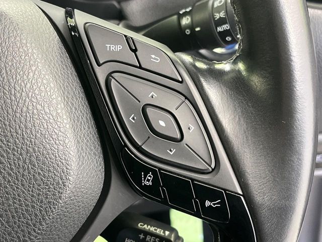 TOYOTA C-HR 2017 Image 31