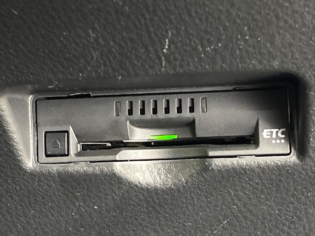 TOYOTA C-HR 2017 Image 31