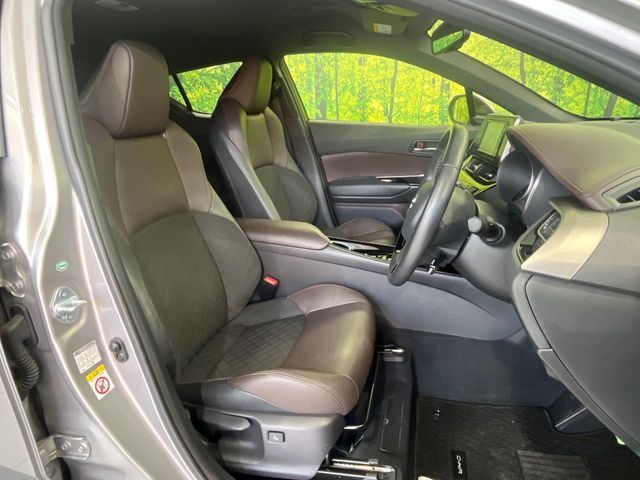 TOYOTA C-HR 2017 Image 31