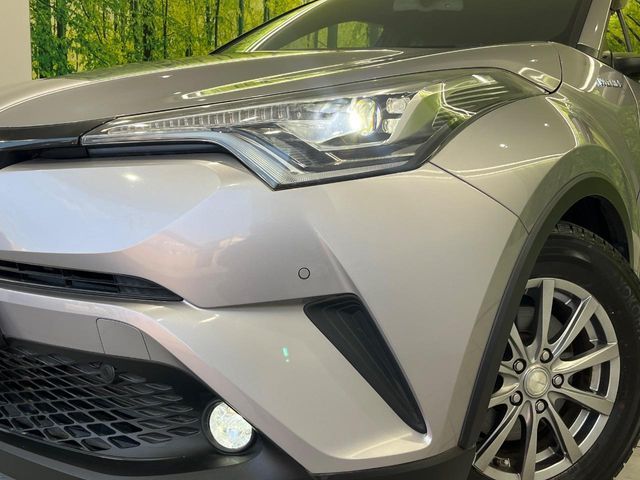 TOYOTA C-HR 2017 Image 31