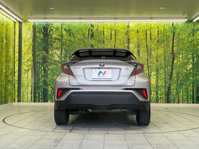 TOYOTA C-HR 2017 Image 31