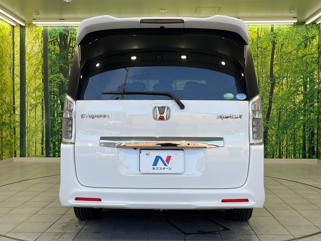 HONDA STEPWAGON SPADA 2013 Image 31