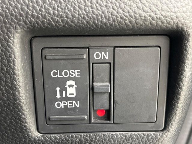 HONDA N BOX CUSTOM 2019 Image 31