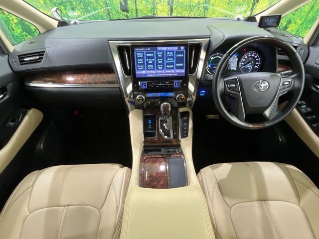 TOYOTA ALPHARD HYBRID 4WD 2019 Image 31