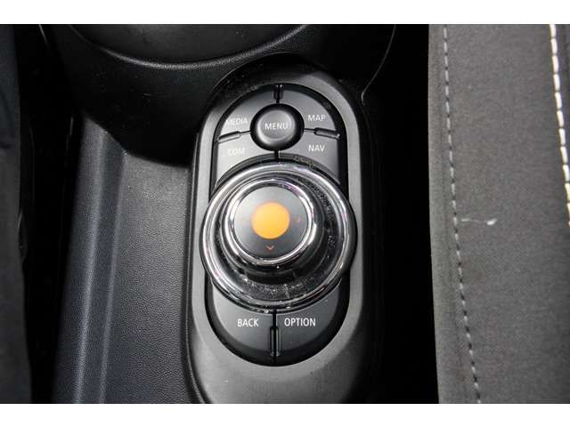 BMW MINI COOPER S 5DOOR 2021 Image 31