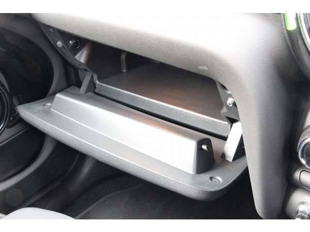 BMW MINI COOPER S 5DOOR 2021 Image 31