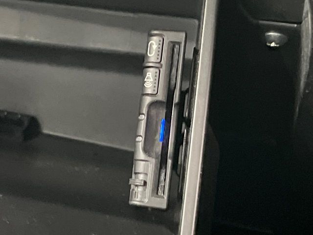 SUZUKI SWIFT 2013 Image 31