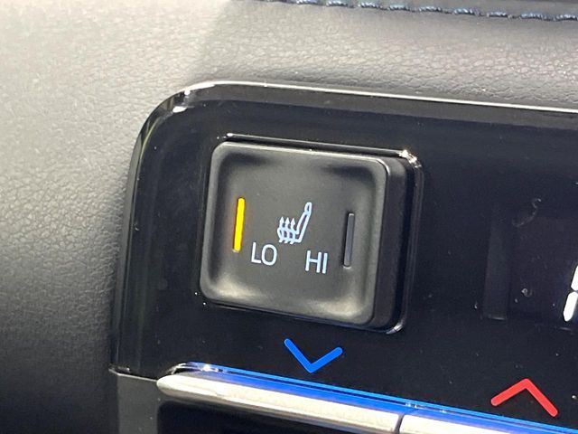 TOYOTA VOXY HYBRID 2023 Image 31