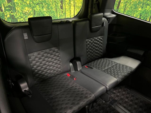 TOYOTA VOXY HYBRID 2023 Image 31