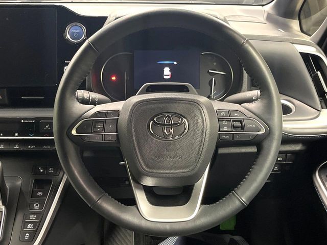 TOYOTA VOXY HYBRID 2023 Image 31