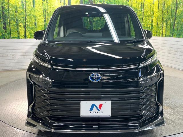 TOYOTA VOXY HYBRID 2023 Image 31