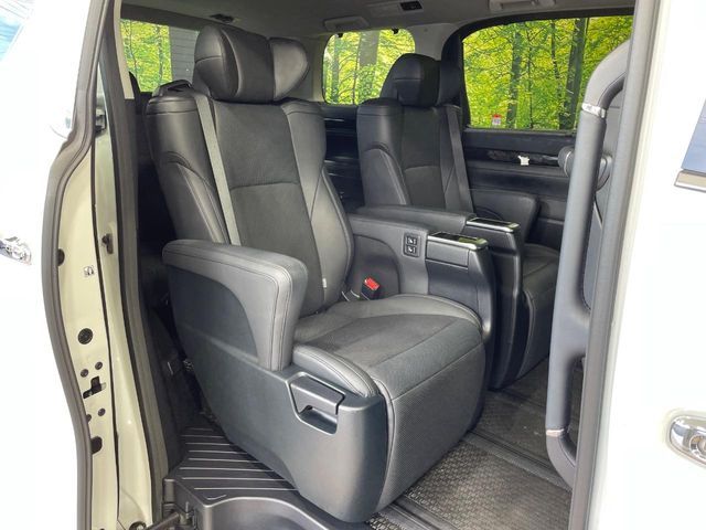 TOYOTA ALPHARD 2023 Image 31