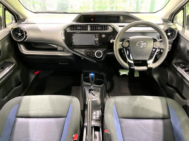 TOYOTA AQUA 2018 Image 31