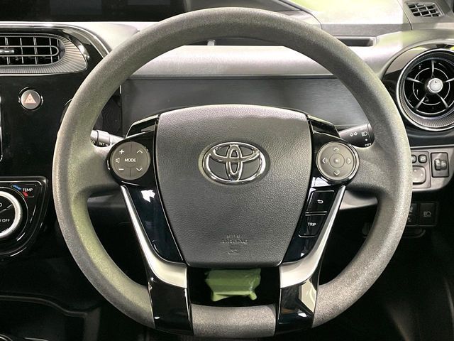 TOYOTA AQUA 2018 Image 31