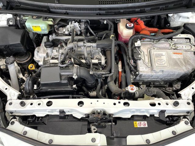 TOYOTA AQUA 2018 Image 31