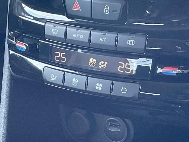 PEUGEOT 208 2019 Image 31