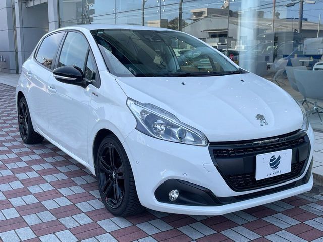 PEUGEOT 208 2019 Image 31