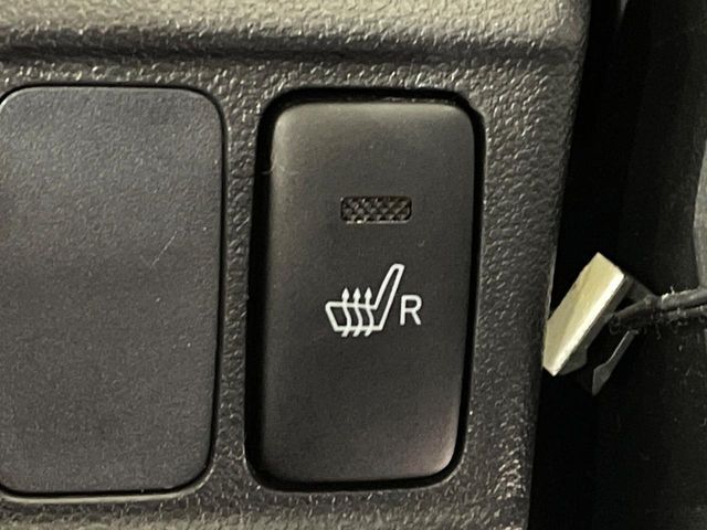 DAIHATSU CAST SPORT 2016 Image 31