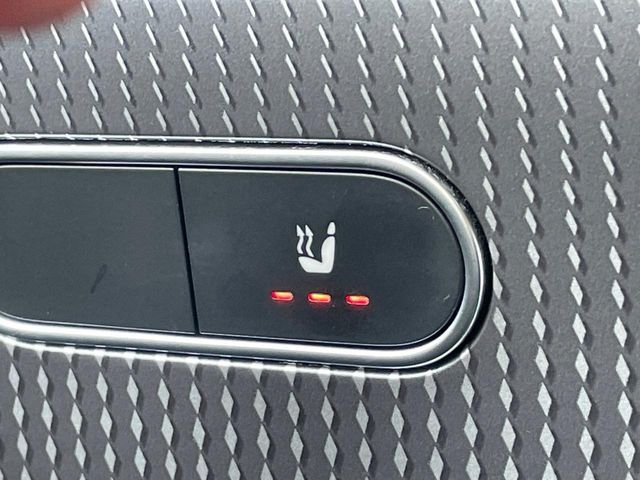 MERCEDES BENZ GLB 2020 Image 31