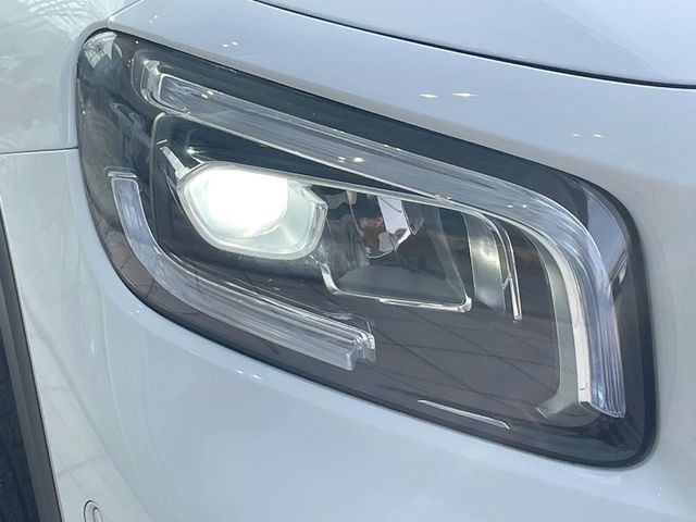 MERCEDES BENZ GLB 2020 Image 31