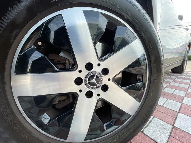 MERCEDES BENZ GLB 2020 Image 31