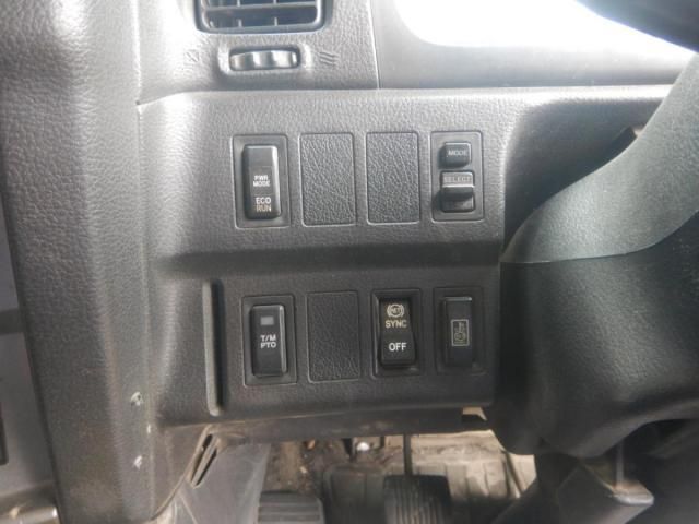 HINO PROFIA 2011 Image 31