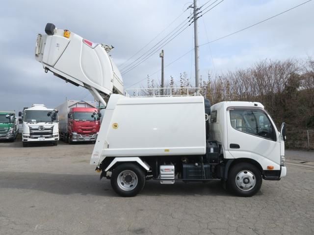 HINO DUTRO 2021 Image 31