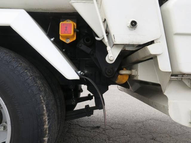 HINO DUTRO 2021 Image 31