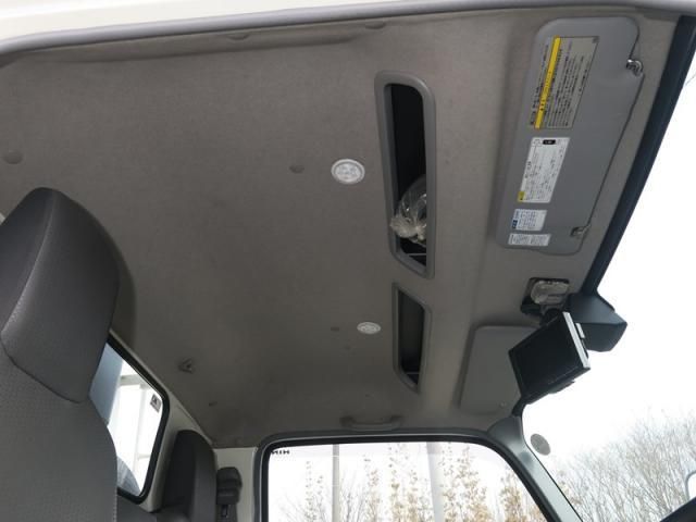 HINO DUTRO 2021 Image 31