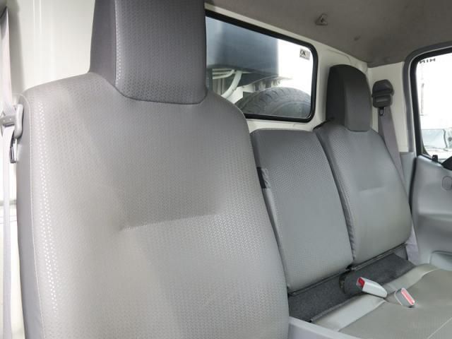 HINO DUTRO 2021 Image 31