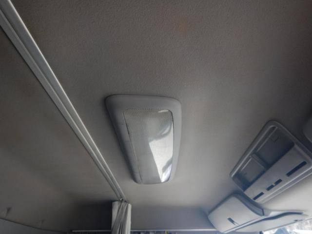 HINO PROFIA 2012 Image 31