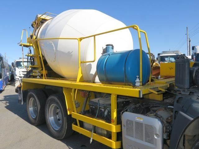 HINO PROFIA 2016 Image 31