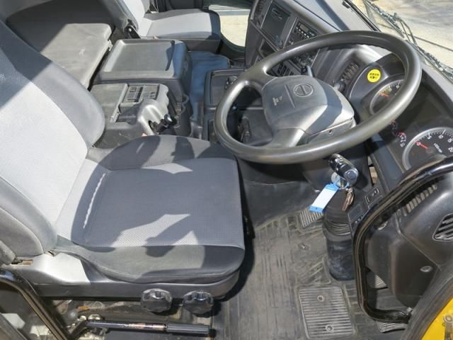 HINO PROFIA 2016 Image 31