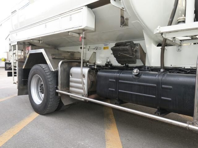 HINO DUTRO 2018 Image 31