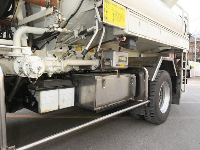 HINO DUTRO 2018 Image 31