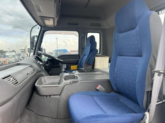 ISUZU GIGA 2015 Image 31