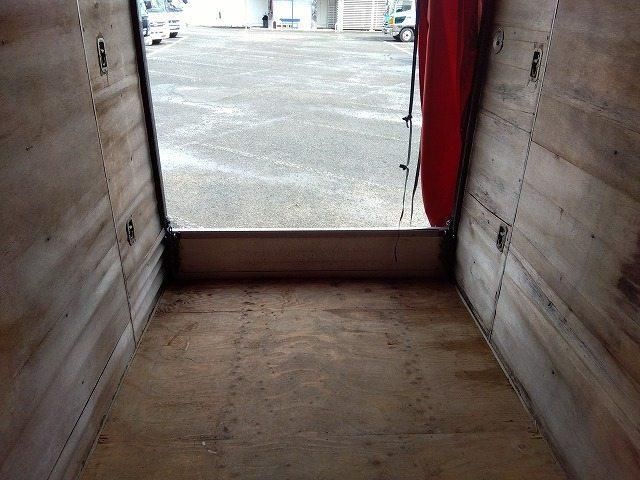 TOYOTA DYNA 2005 Image 31