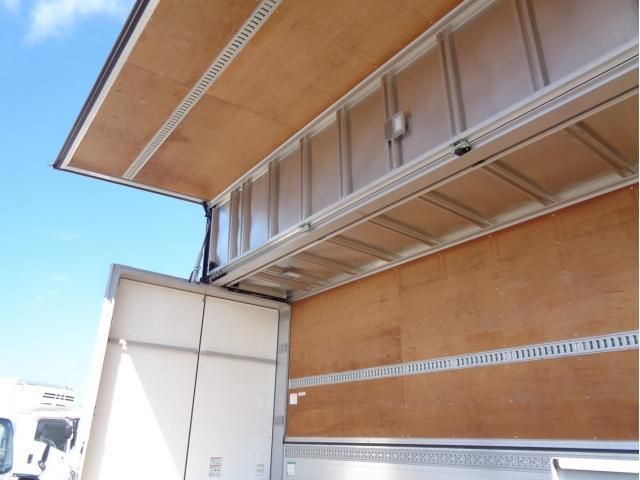 ISUZU GIGA 2022 Image 31