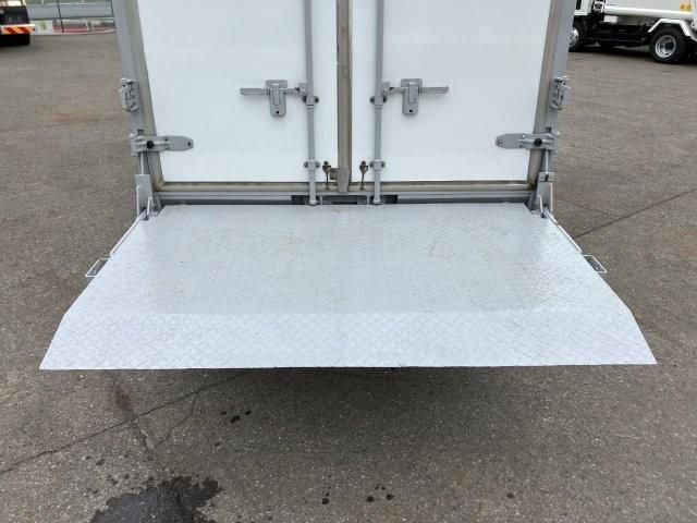 ISUZU ELF 2018 Image 31