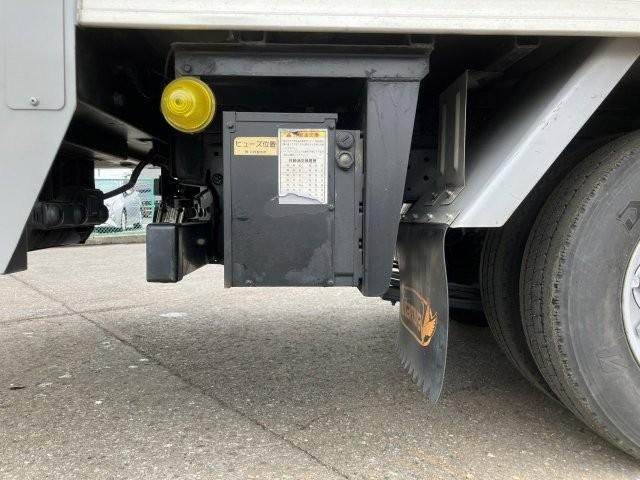 ISUZU ELF 2018 Image 31