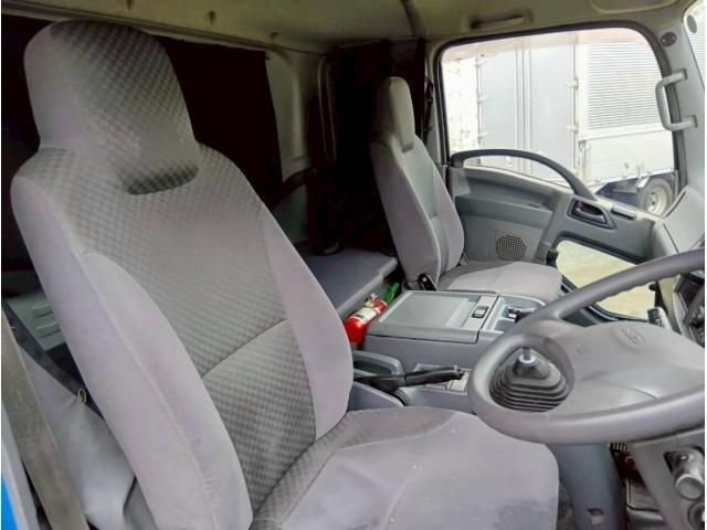 ISUZU FORWARD 2015 Image 31